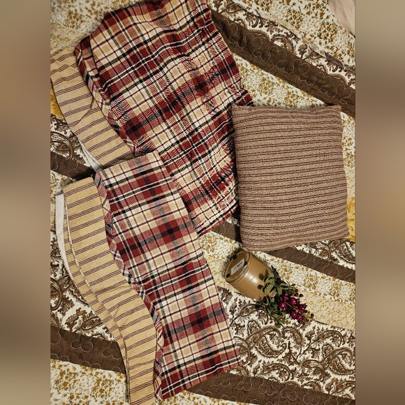 2 Park Designs Valances - Picture 1 of 1